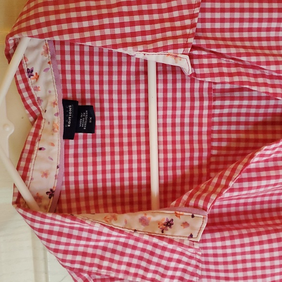 Basic Edition Women Plus Size Sleeveless Tailored Button down - Picture 8 of 9